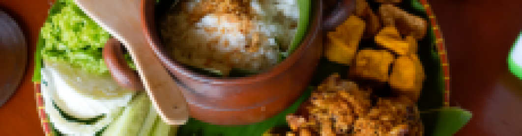 Tips Memasak Nasi Liwet Yang Harum Dan Gurih