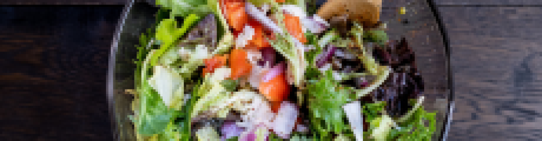 Bagaimana Fenomena Salad Bowl Jadi Pilihan Makanan Sehat?
