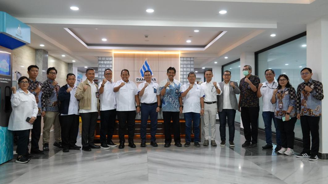 Manuver Arief Nasrudin Bersih-Bersih 'Dapur' PAM JAYA Berbuah Rapor GCG Sangat Baik Demi Target 2029