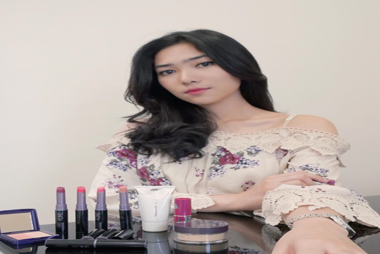 Isyana Sarasvati Ternyata Senang Tampil dengan Make Up Natural