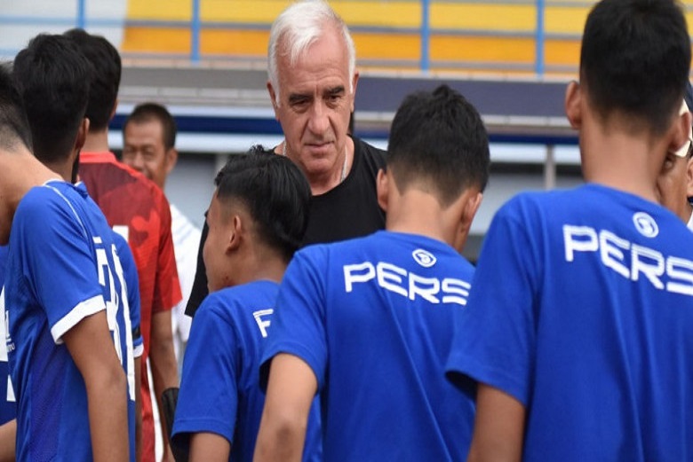 Mario Gomez minta Anak Asuhnya Fokus pada Sisa Laga Pertandingan jika ingin Juara Liga