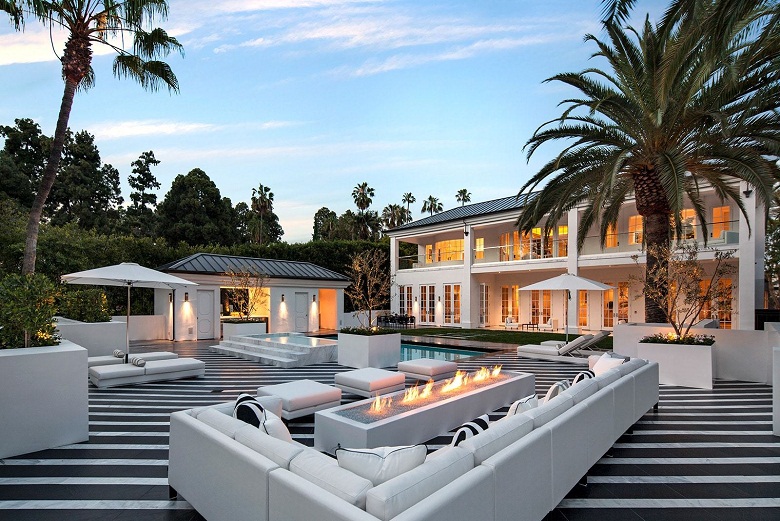 Rumah Mewah Mayweather Jr Kemalingan
