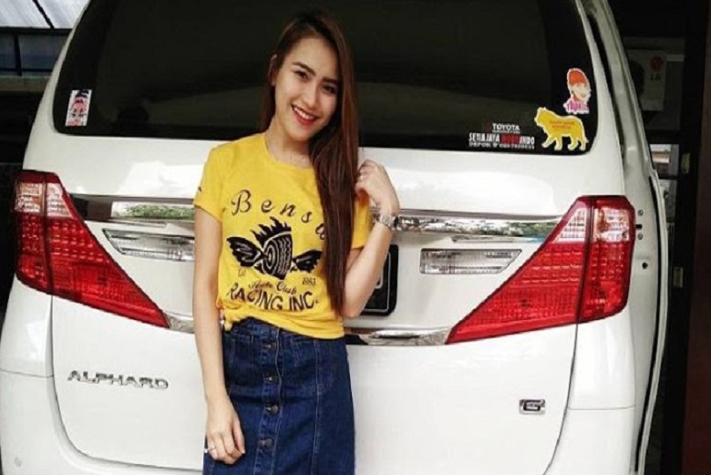 Ayu Ting Ting Terkena Masalah Pajak Villanya