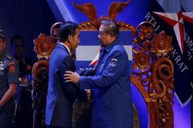 Di Rapimnas Demokrat, SBY Puji Jokowi, di Hari Perempuan Nasional SBY Puji Megawati