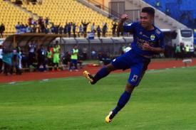 Persib Bandung Taklukkkan Mitra Kukar 3-1