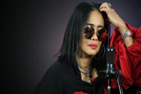 Gambar Artikel Lady Rocker Tahun 90an, Atiek CB Siap  Tampil Kembali di Konser Back Story Music Concert