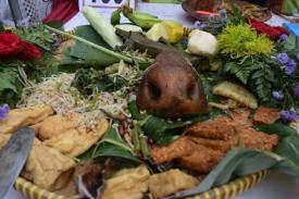 Gambar Artikel Makanan Khas Indonesia Ini Bikin Jijik dan Mual Turis Asing