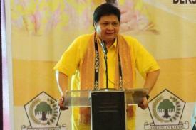 Airlangga Rampingkan Kepengurusan Golkar