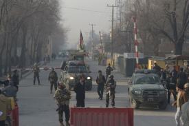 Gambar Artikel Bom Bunuh Diri di Depan Kantor Intelijen Afghanistan