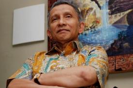 Gambar Artikel Amien Rais Bantah Pernyataan Zulkifli yang Merapat ke Jokowi, Kenapa?