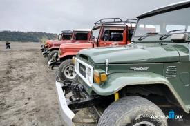 Nikmati Keseruan dan Uji Adrenalin Berjeep Ria Di Kawasan Gunung Bromo
